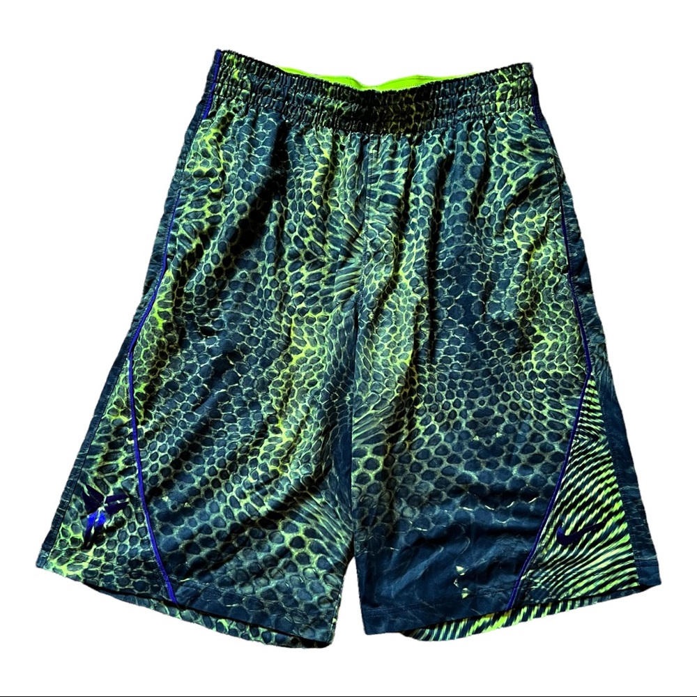 Nike Kobe Bryant “The Masterpiece” Mamba Basketball Shorts - Men’s Small